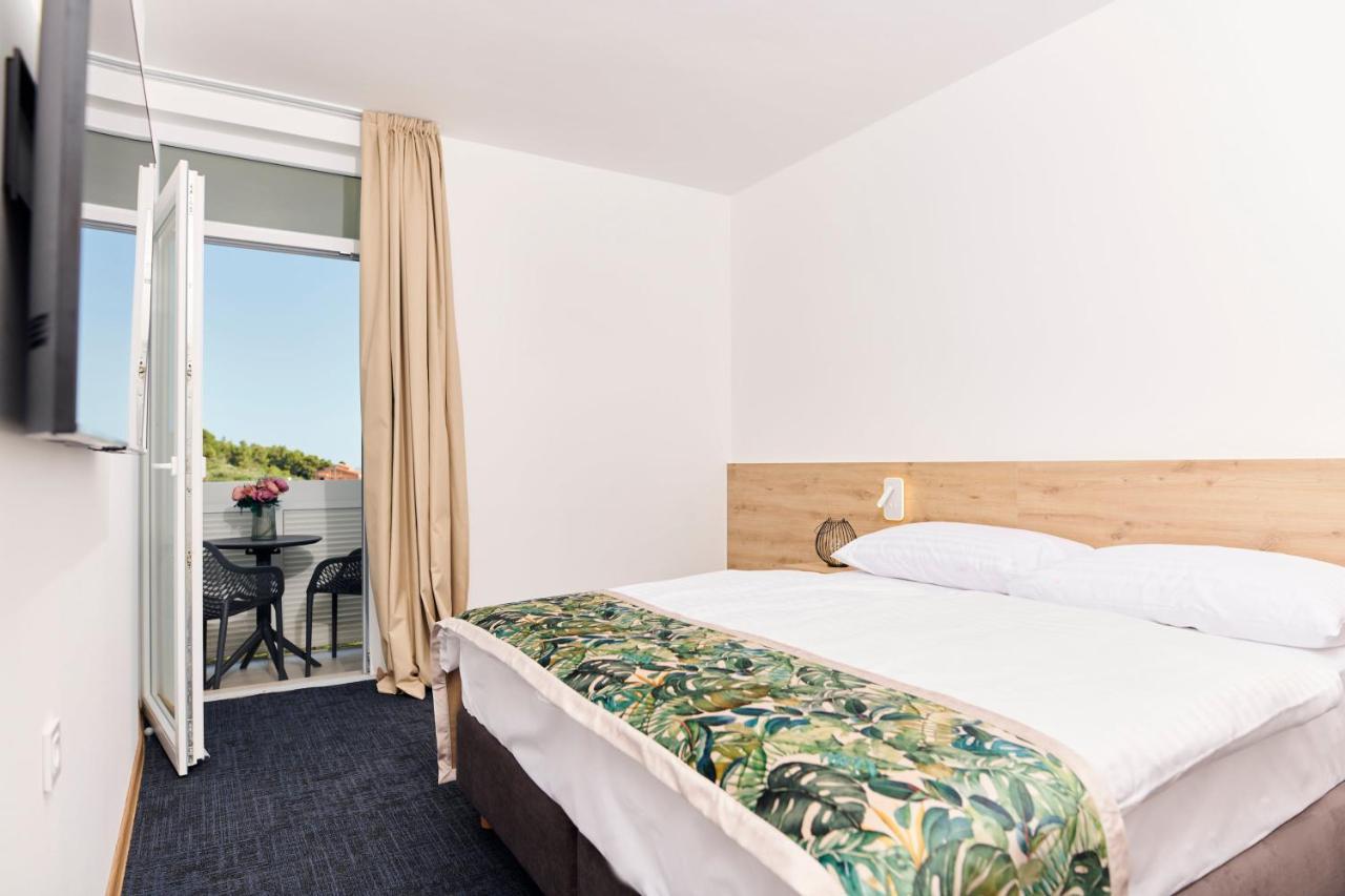 Colentum Resort Murter Ngoại thất bức ảnh