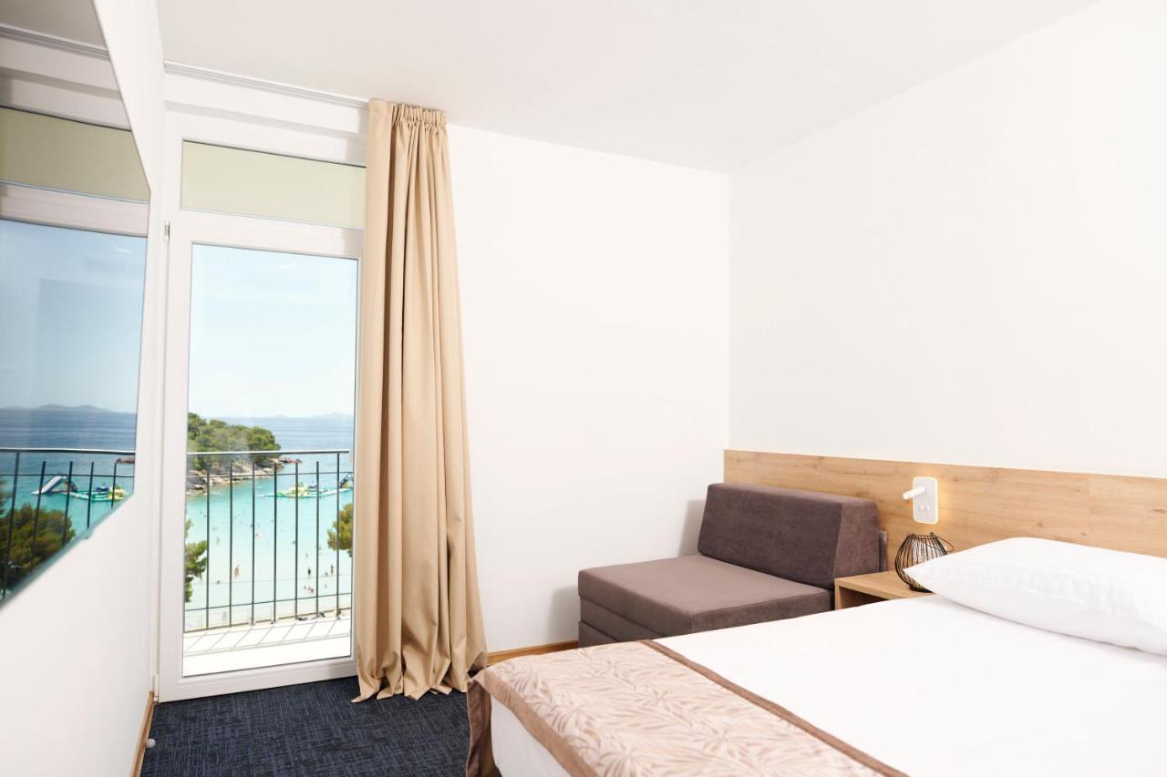 Colentum Resort Murter Ngoại thất bức ảnh