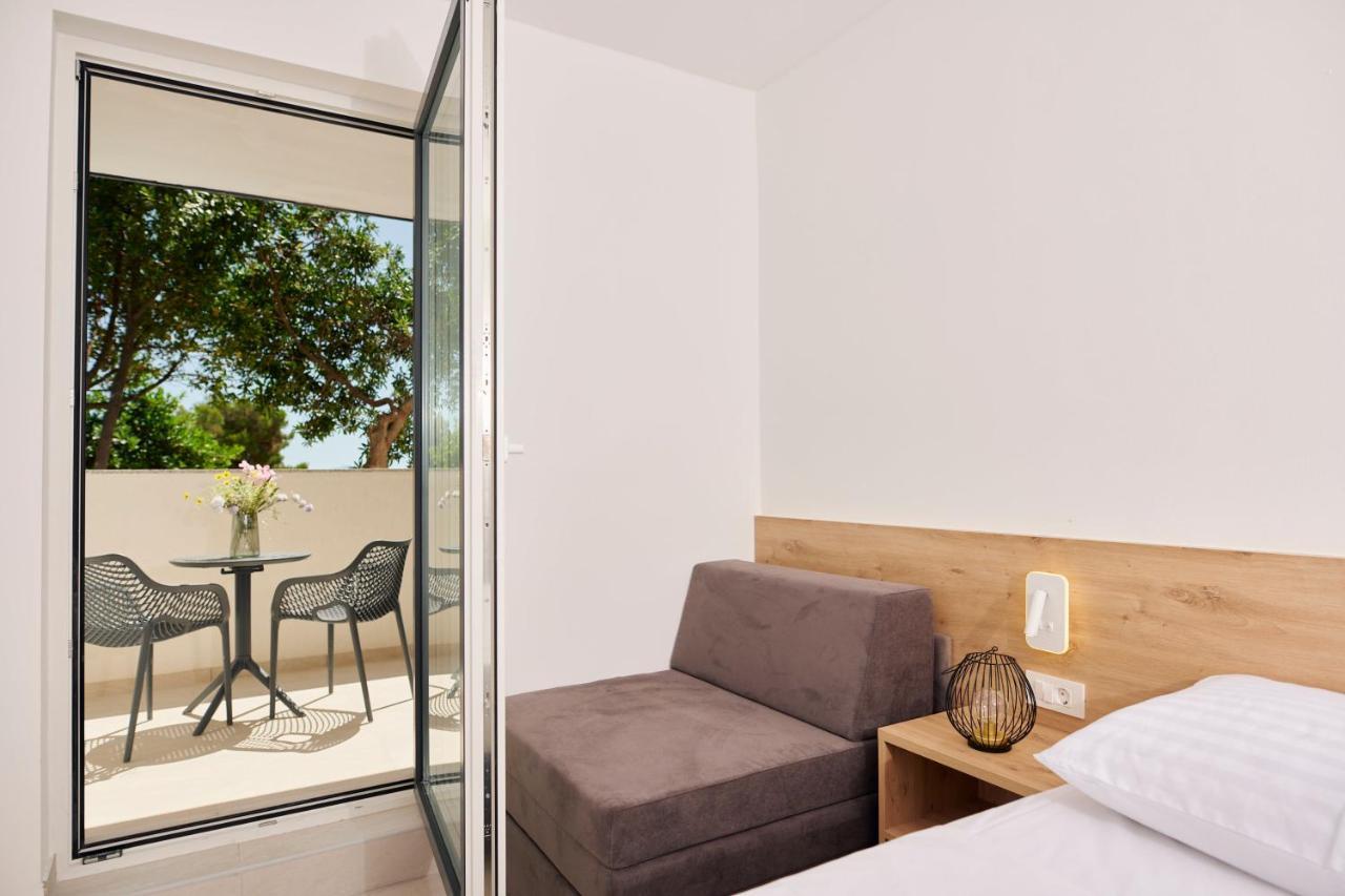 Colentum Resort Murter Ngoại thất bức ảnh