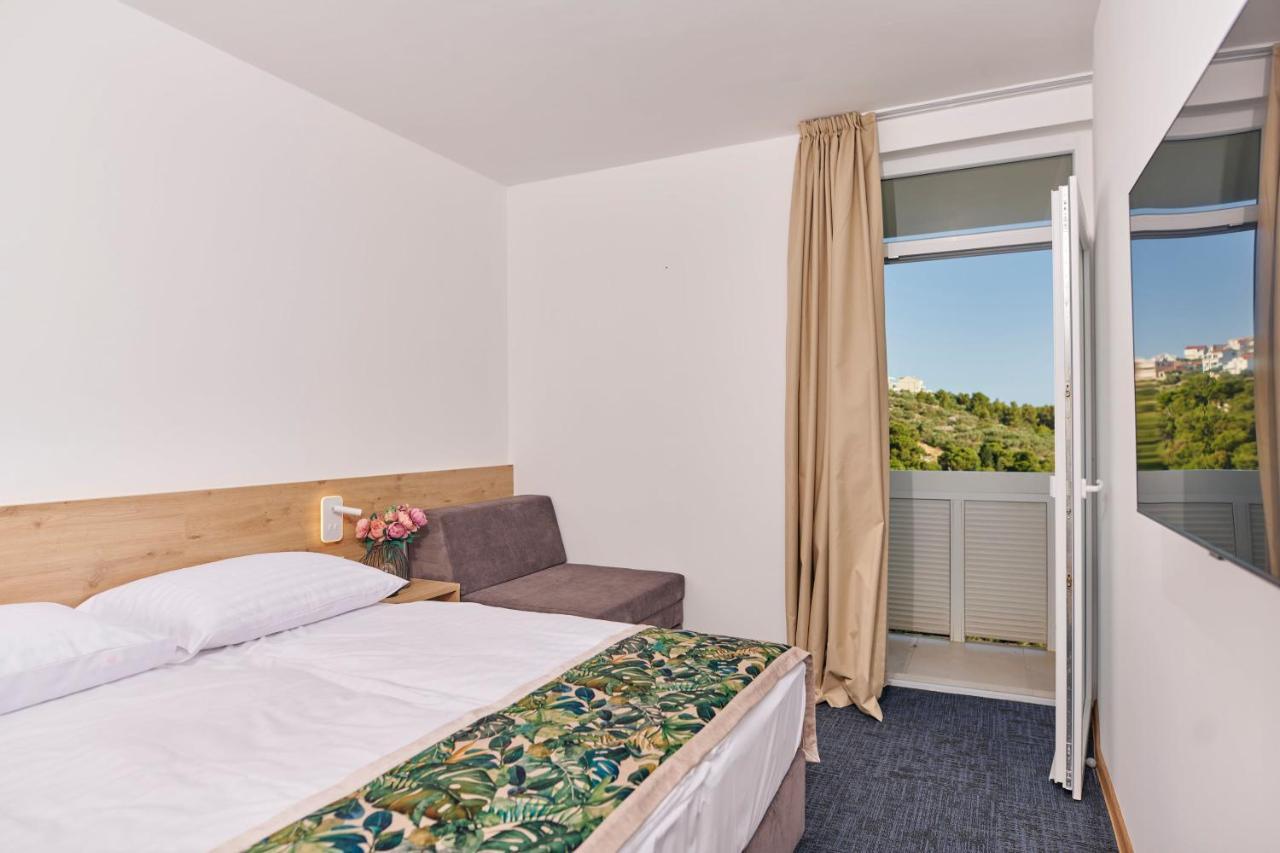 Colentum Resort Murter Ngoại thất bức ảnh