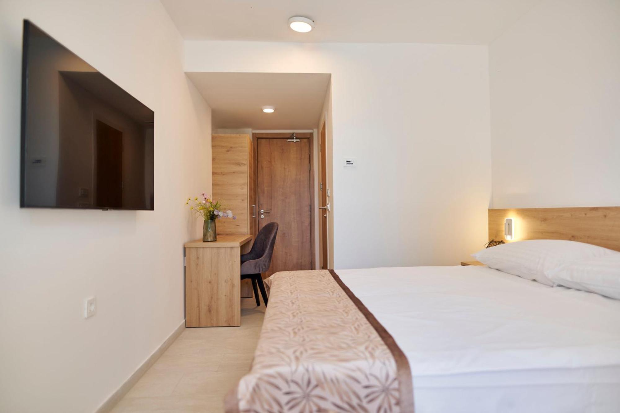 Colentum Resort Murter Phòng bức ảnh