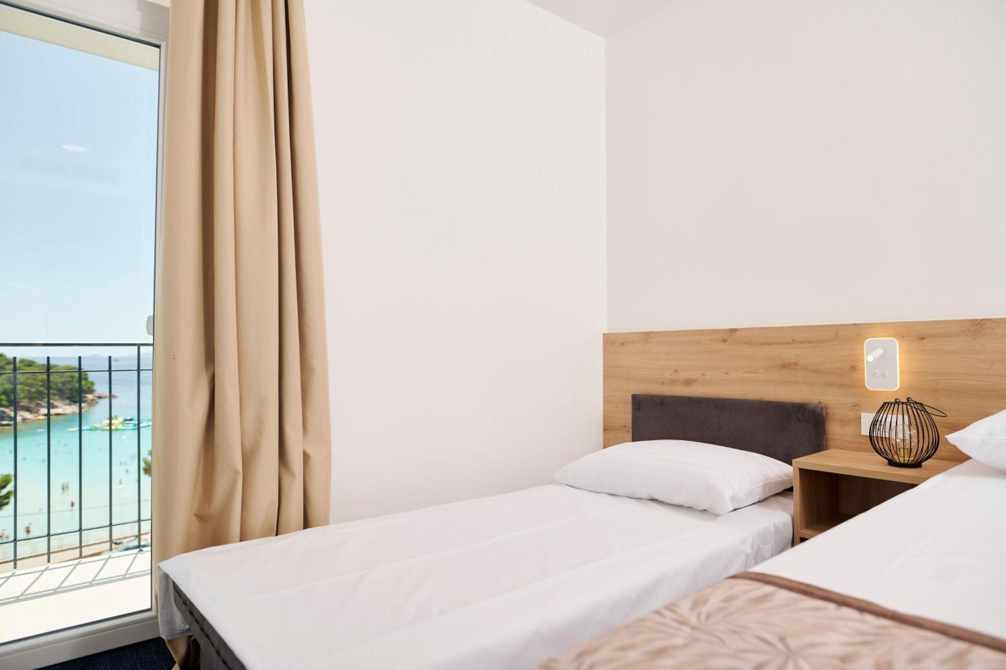Colentum Resort Murter Phòng bức ảnh