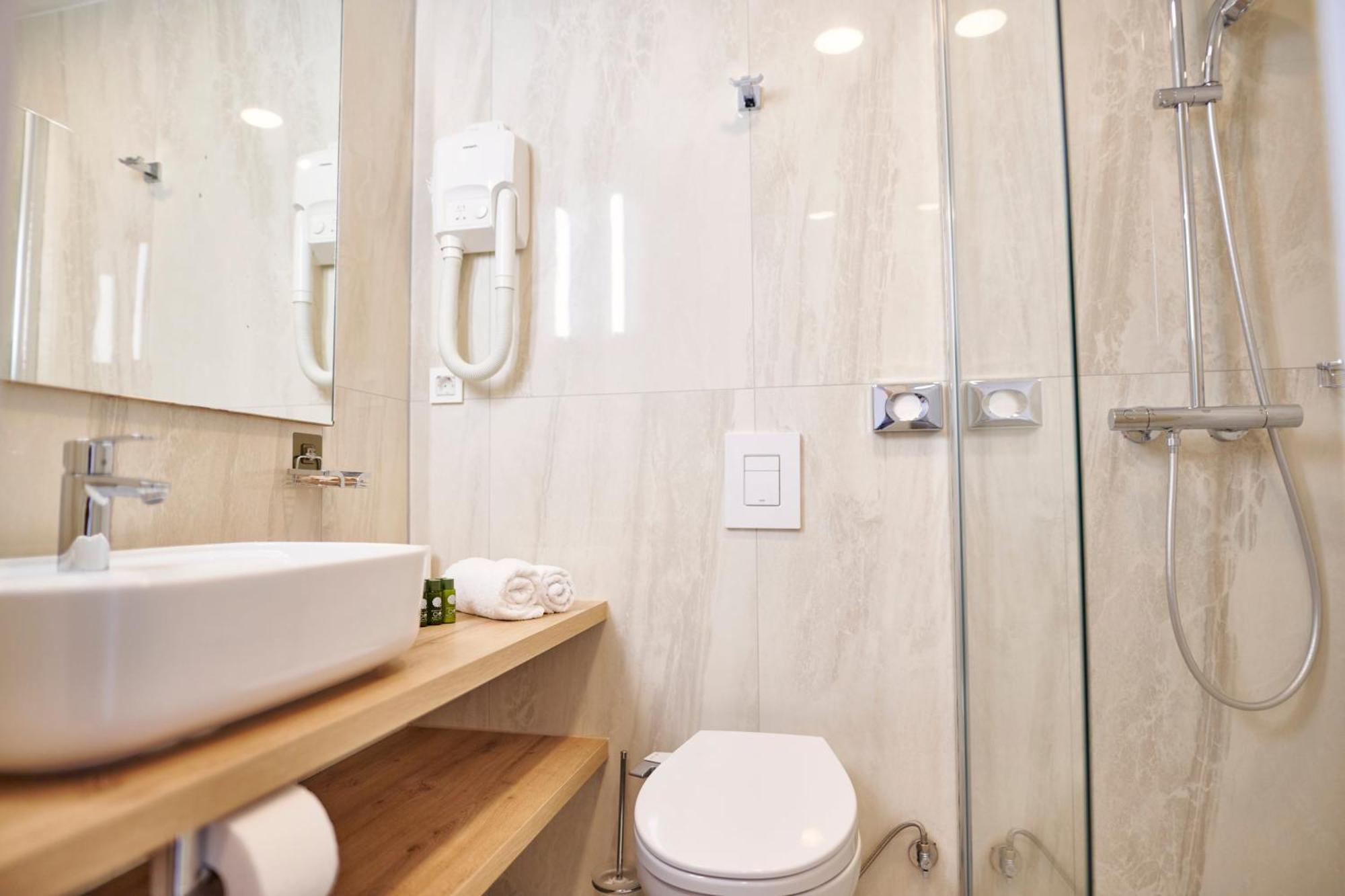 Colentum Resort Murter Phòng bức ảnh